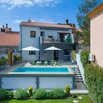 Lounge House Dolce Βίλα Πούλα