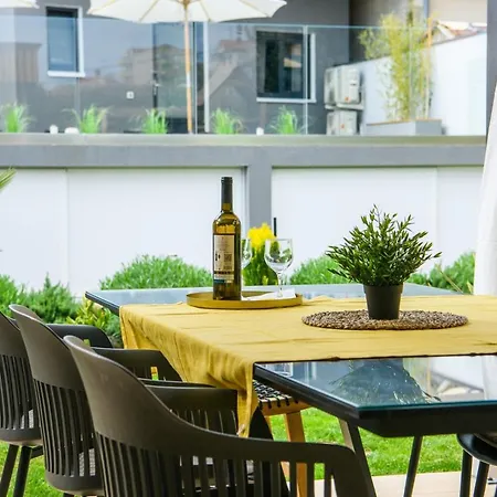 Lounge House Dolce * Пула