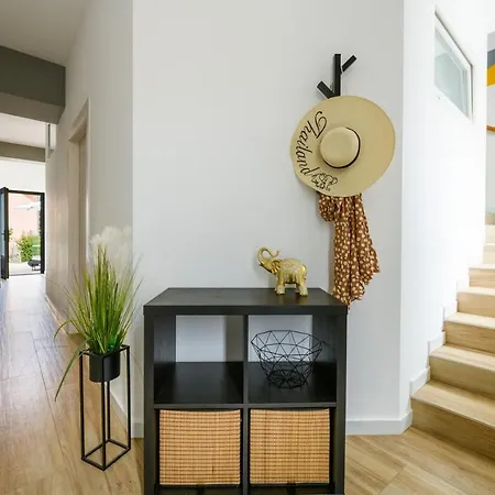 Lounge House Dolce Пула