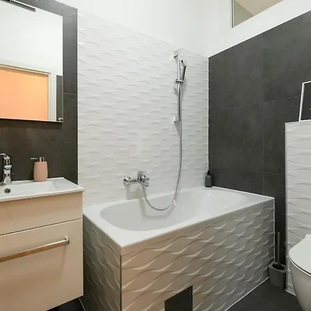 Lounge House Dolce * Пула