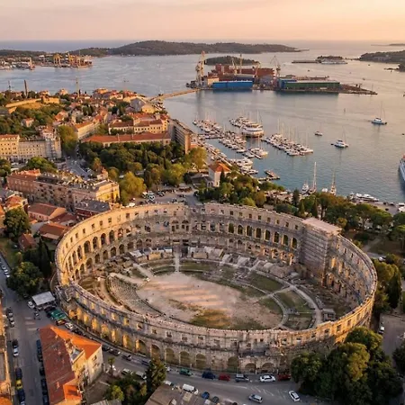 Lounge House Dolce * 普拉