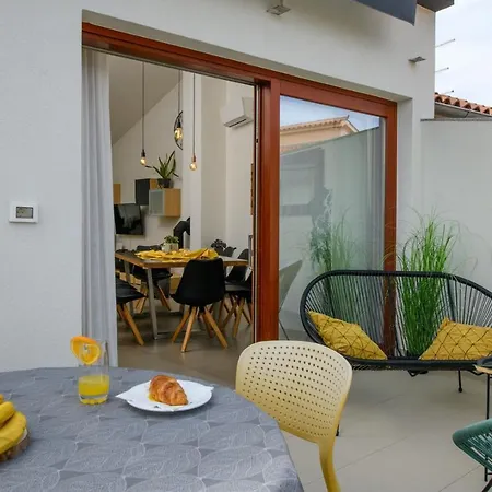 Willa Lounge House Dolce *