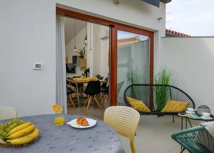 Villa Lounge House Dolce *